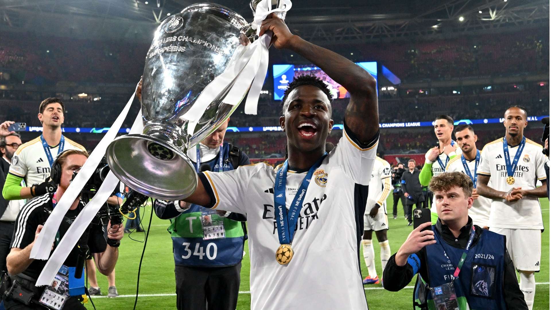 使得整体班 使得整体班