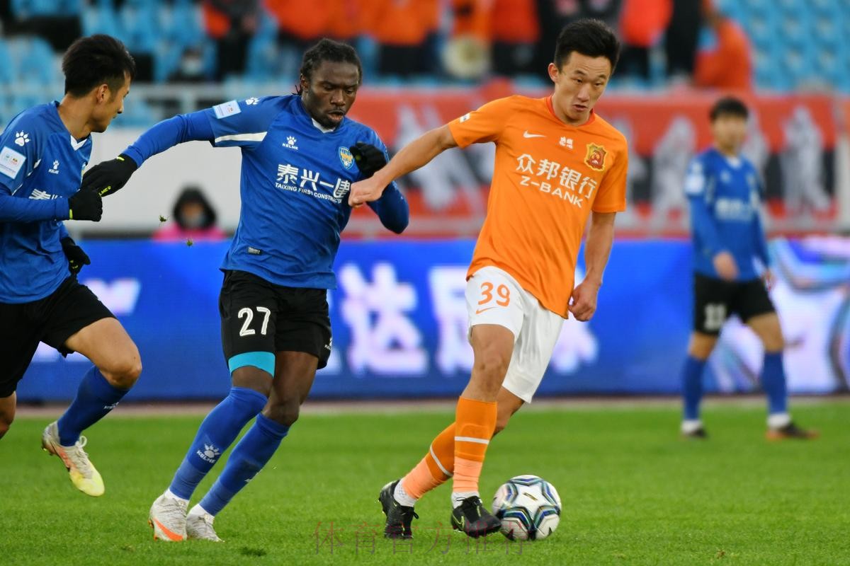 汉为体育2018中冠联赛决赛首回合:泰州远大4-1成都兴城 汉为体育2018中冠联赛决赛首回合:泰州远大4-1成都兴城